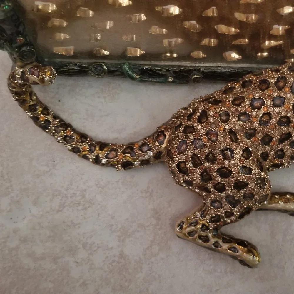 SIGNED RARE EXQUISITE JAY STRONGWATER JUNGLE SAFARI CHEETAH CRYSTAL ENAMEL FRAME